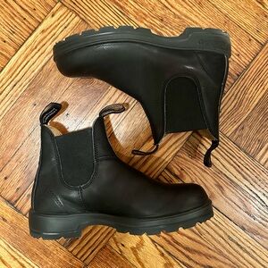 Blundstone #558 Women's Classic Black Chelsea Boot, Size US 7, Like New
